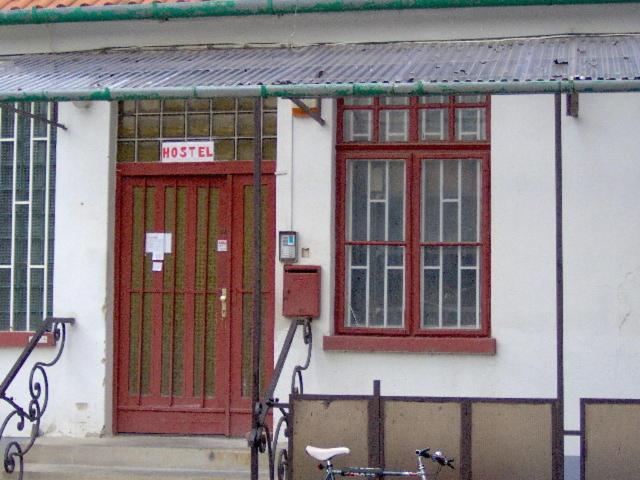IFI Hostel Pécs Buitenkant foto